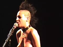 Blonde kyle stuck two fingers into pussy and masturbates