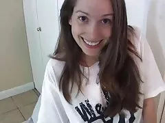 The guy barely manages to pull cock out of pussy chicks orgasm