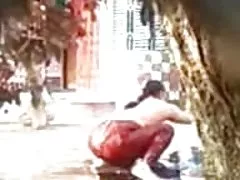 An elderly woman sat on the guy's face and pressed the head to her pussy