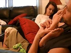 Four-eyes pushed the penis in the crack