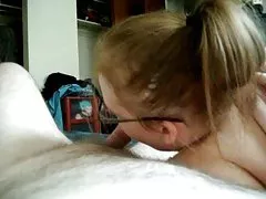 Young guy fuck a pretty girl in a small room