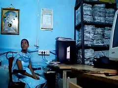 A man in a taxi fucks woman in pussy and cum on ass