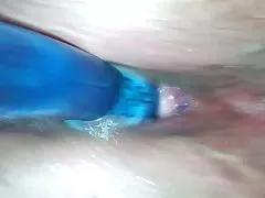Porn rain online does not interfere with the screwing couple