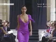 Fast porn with a brunette.